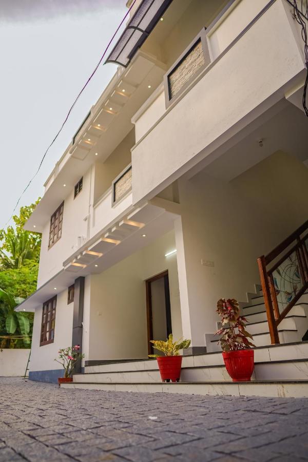 Gasthaus Shimano Square Varkala Exterior foto